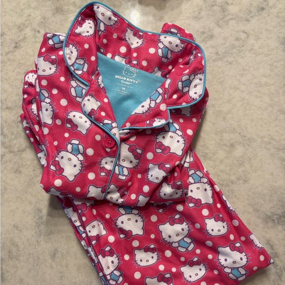 Hello Kitty Fuchsia Pajama Set with Blue Accents